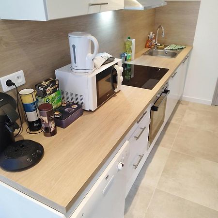 Le New York Bisontin 2 Apartment เบอซองซง ภายนอก รูปภาพ